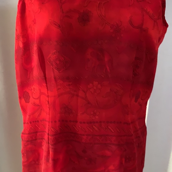 Pretty red dress - Picture 2 of 4